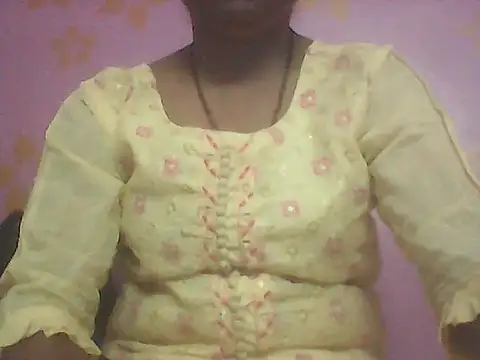 Snapshot of Lovely_bhabhi143 chatting on October 7, 5:30 am Lovely bhabhi143 online show from October 7, 5:30 am
