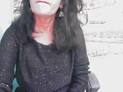 Snapshot of Lovely_bhabhi143 chatting on November 13, 6:17 am Lovely bhabhi143 online show from November 13, 6:17 am