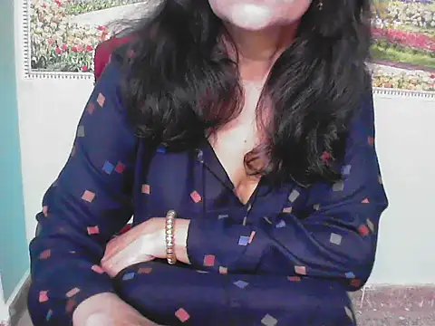 Lovely bhabhi143 online show from March 8, 6:17 am