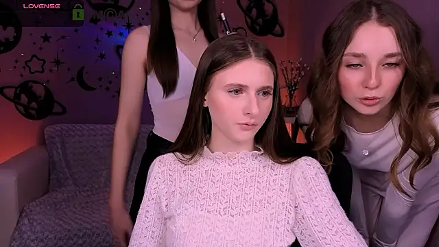 nekky mouse online show from March 27, 8:32 pm