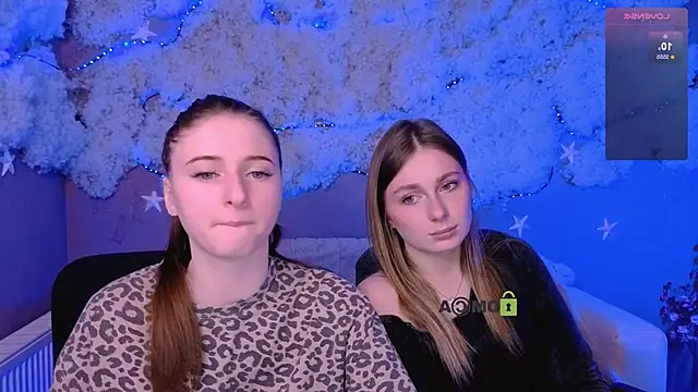 nekky mouse online show from April 10, 6:31 am