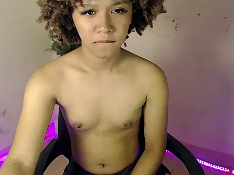 9INCHESHARDCOCK online show from March 4, 1:41 pm