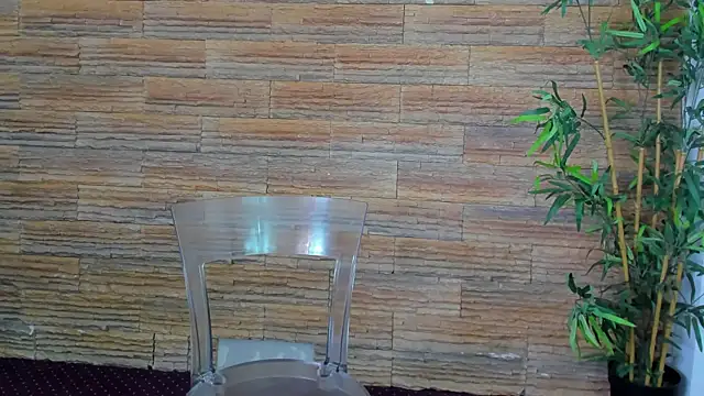 Cupcake Izzy online show from November 5, 5:54 am