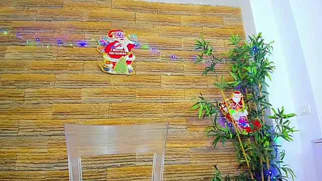 Cupcake Izzy online show from December 14, 5:46 am