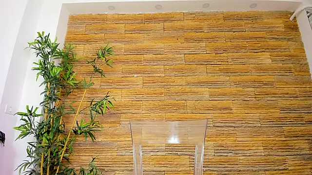 Cupcake Izzy online show from March 13, 5:45 am