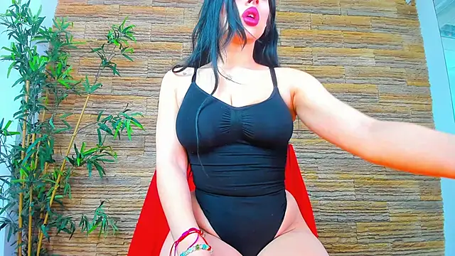 Cupcake Izzy online show from March 3, 5:36 am