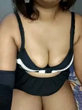 Snapshot of missneha61 chatting on October 17, 8:43 pm missneha61 online show from October 17, 8:43 pm