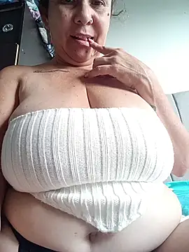 SinisterBabe online show from November 18, 12:30 pm