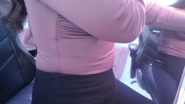 victoria hernandez t  online show from October 8, 12:50 pm