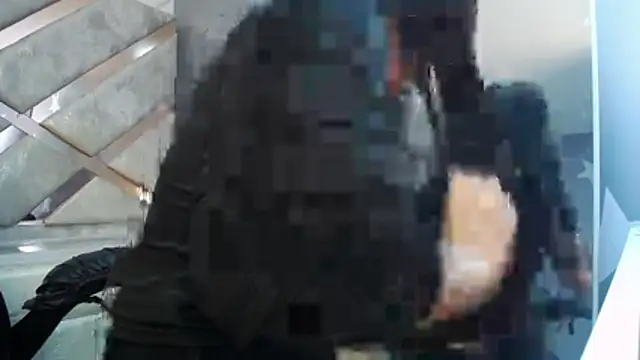 victoria hernandez t  online show from March 5, 1:19 pm