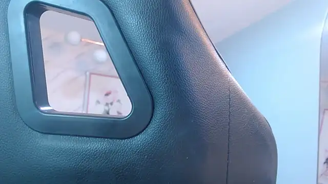 victoria hernandez t  online show from March 19, 1:11 pm