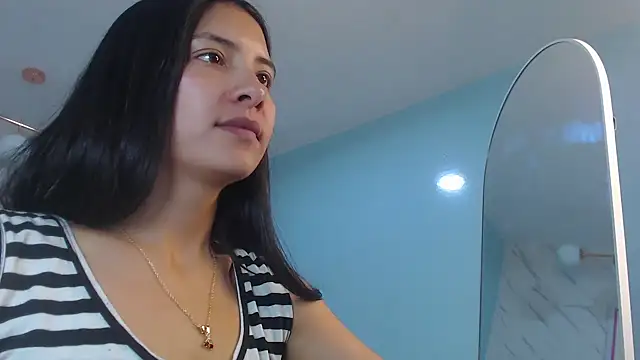 victoria hernandez t  online show from May 13, 1:07 pm
