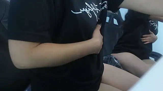 victoria hernandez t  online show from February 17, 12:57 pm