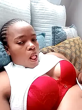 Snapshot of AfricanPopi chatting on September 26, 7:48 am AfricanPopi online show from September 26, 7:48 am