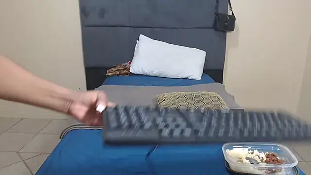 AfricanPopi online show from April 13, 7:18 pm