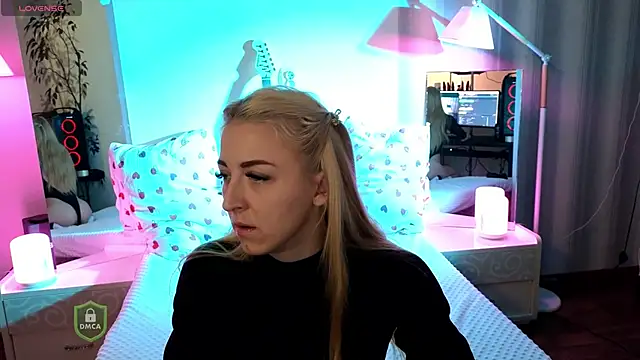 space danger online show from October 26, 3:01 pm