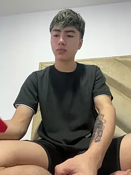 Snapshot of AlexanderCollman chatting on November 24, 8:20 pm AlexanderCollman online show from November 24, 8:20 pm