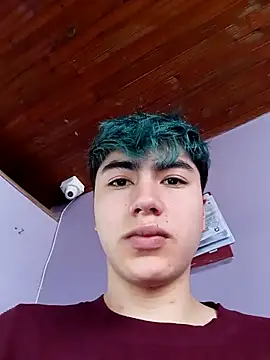 Snapshot of AlexanderCollman chatting on October 25, 1:23 pm AlexanderCollman online show from October 25, 1:23 pm