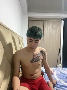 Snapshot of AlexanderCollman chatting on November 4, 7:50 pm AlexanderCollman online show from November 4, 7:50 pm