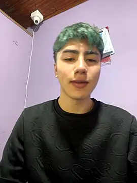 Snapshot of AlexanderCollman chatting on November 6, 9:19 pm AlexanderCollman online show from November 6, 9:19 pm