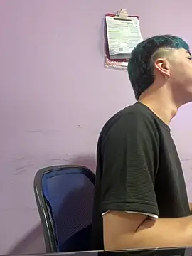 Snapshot of AlexanderCollman chatting on October 28, 4:50 pm AlexanderCollman online show from October 28, 4:50 pm