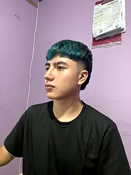 Snapshot of AlexanderCollman chatting on October 29, 4:55 am AlexanderCollman online show from October 29, 4:55 am