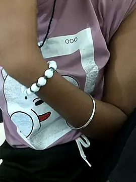 Alia-00 online show from November 2, 4:17 am