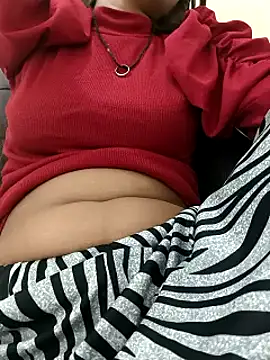 Alia-00 online show from October 29, 4:17 pm