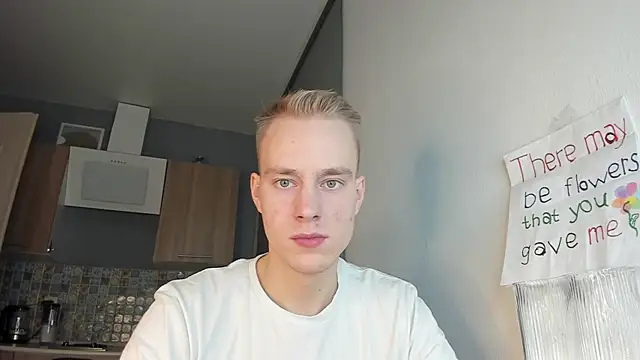 Snapshot of Kevin_Young_Cat chatting on November 2, 1:38 pm Kevin Young Cat online show from November 2, 1:38 pm