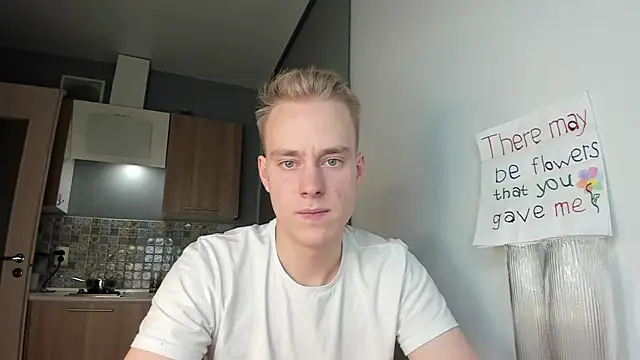 Snapshot of Kevin_Young_Cat chatting on October 8, 4:51 pm Kevin Young Cat online show from October 8, 4:51 pm