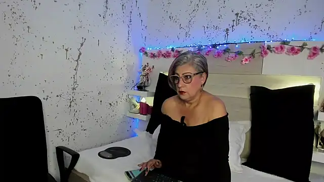 JaddeWalker online show from April 30, 11:28 am