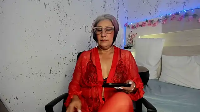 JaddeWalker online show from May 22, 11:30 am