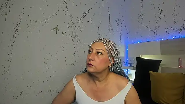 Snapshot of JaddeWalker chatting on September 9, 11:30 am JaddeWalker online show from September 9, 11:30 am