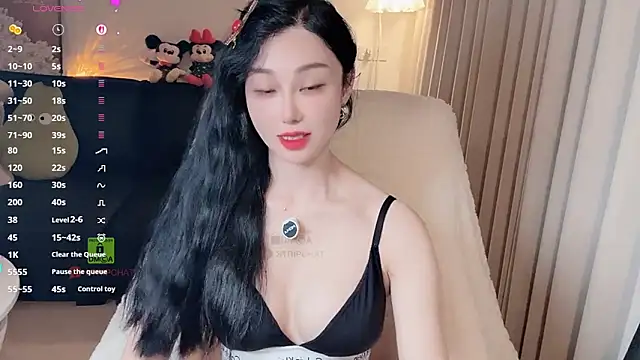 Xiatian520  online show from April 20, 2:07 pm