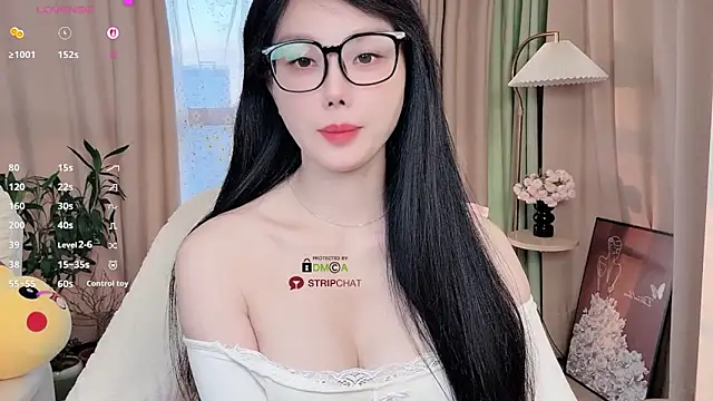 Xiatian520  online show from November 20, 9:21 am