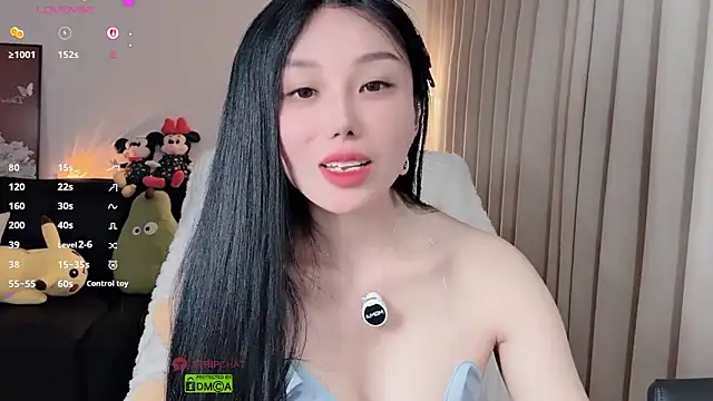 Xiatian520  online show from February 2, 7:24 pm