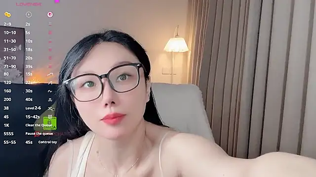 Xiatian520  online show from March 3, 6:42 am