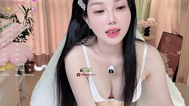 Xiatian520  online show from November 23, 12:31 am