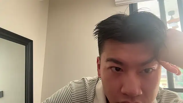 heywilliam online show from March 26, 1:48 am