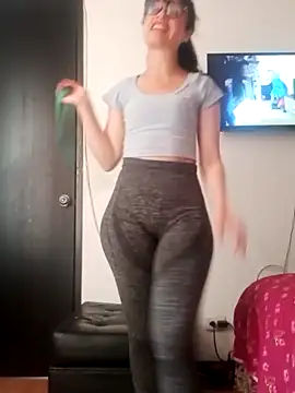 Dana Rise online show from May 11, 2:56 pm