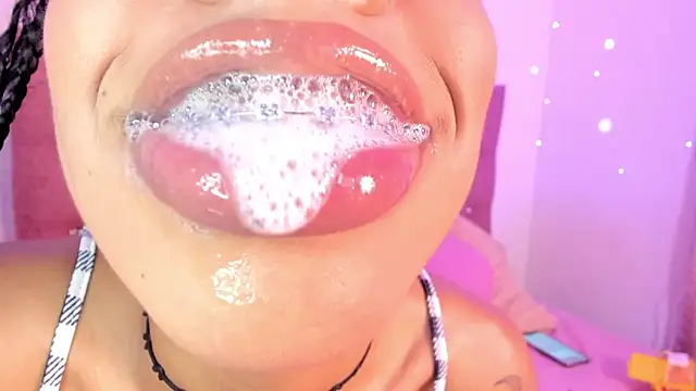 dulce brown01 online show from May 7, 2:53 pm