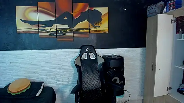 Snapshot of jep_play99 chatting on March 20, 6:47 am jep play99 online show from March 20, 6:47 am