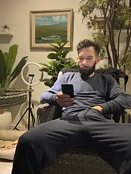 Michel huge online show from March 30, 4:25 am