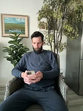 Michel huge online show from April 11, 7:16 am