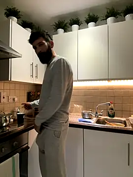 Michel huge online show from October 27, 6:36 am