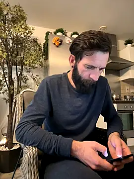 Michel huge online show from November 19, 8:03 am