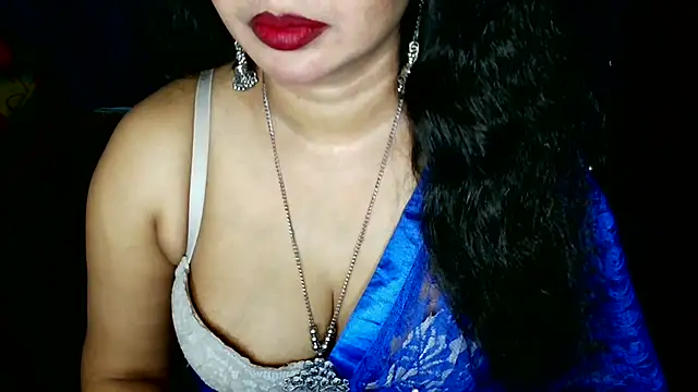 QUEEN SAKHI- online show from April 22, 5:31 pm