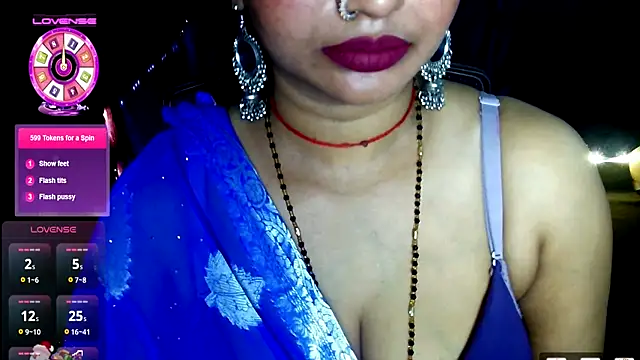 Snapshot of QUEEN_SAKHI- chatting on July 10, 5:57 pm QUEEN SAKHI- online show from July 10, 5:57 pm