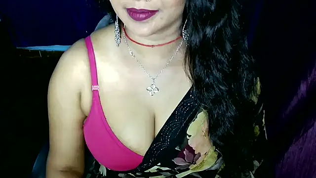 Snapshot of QUEEN_SAKHI- chatting on July 6, 12:12 pm QUEEN SAKHI- online show from July 6, 12:12 pm