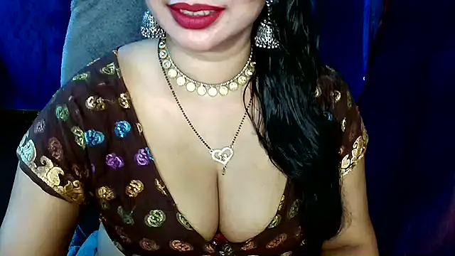 QUEEN SAKHI- online show from May 8, 5:28 pm